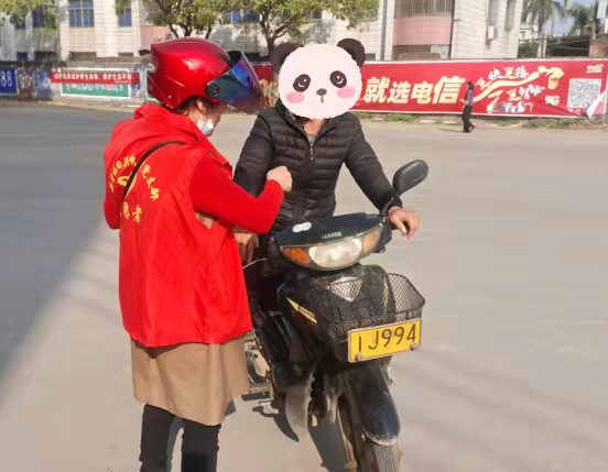 節日不打烊，安全我在崗——洋青鎮開展元旦佳節安全生產專項檢查行動(1)813.png